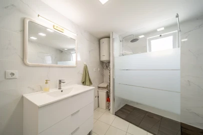 Moradia T4 para Venda em Madalena