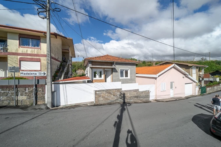 Moradia T4 para Venda em Madalena Foto 57