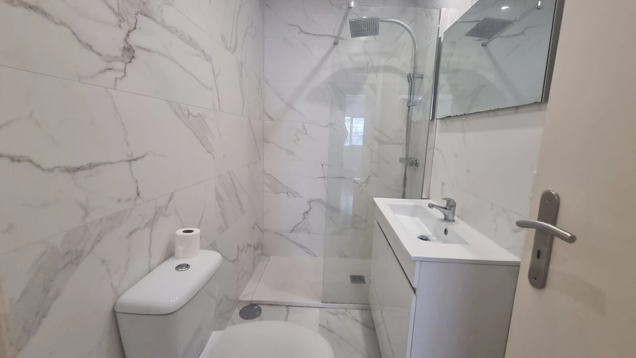 Apartamento T3 para Venda em Santa Marinha e São Pedro da Afurada Foto 25