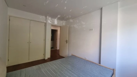 Apartamento T3 para Venda em Santa Marinha e São Pedro da Afurada