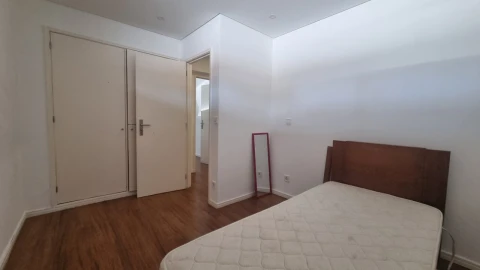 Apartamento T3 para Venda em Santa Marinha e São Pedro da Afurada