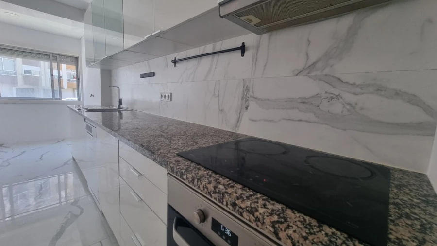 Apartamento T3 para Venda em Santa Marinha e São Pedro da Afurada Foto 12