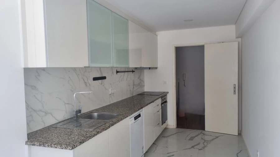 Apartamento T3 para Venda em Santa Marinha e São Pedro da Afurada Foto 14