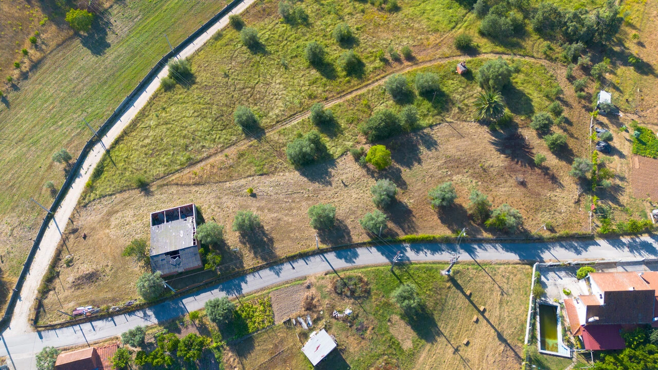 Terreno para Venda em Vila Cã Foto 28