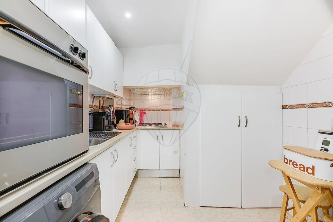 Apartamento T2 para Venda em Santa Maria Maior Foto 6