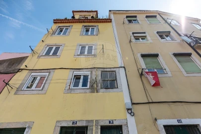 Apartamento T2 para Venda em Santa Maria Maior