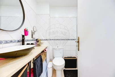 Apartamento T2 para Venda em Santa Maria Maior