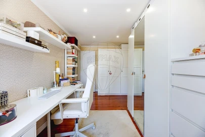 Apartamento T2 para Venda em Santa Maria Maior