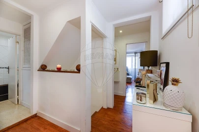 Apartamento T2 para Venda em Santa Maria Maior