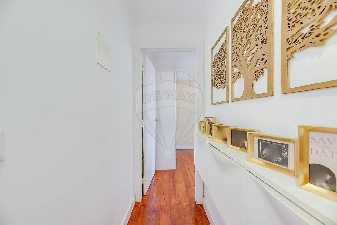 Apartamento T2 para Venda em Santa Maria Maior Foto 5