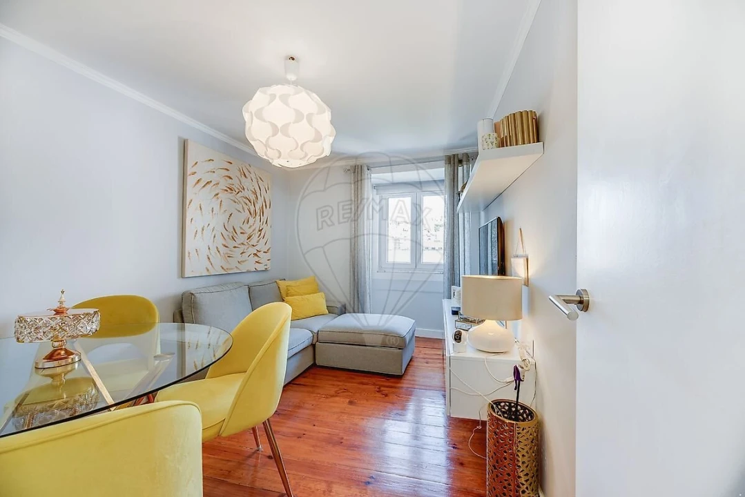 Apartamento T2 para Venda em Santa Maria Maior Foto 2