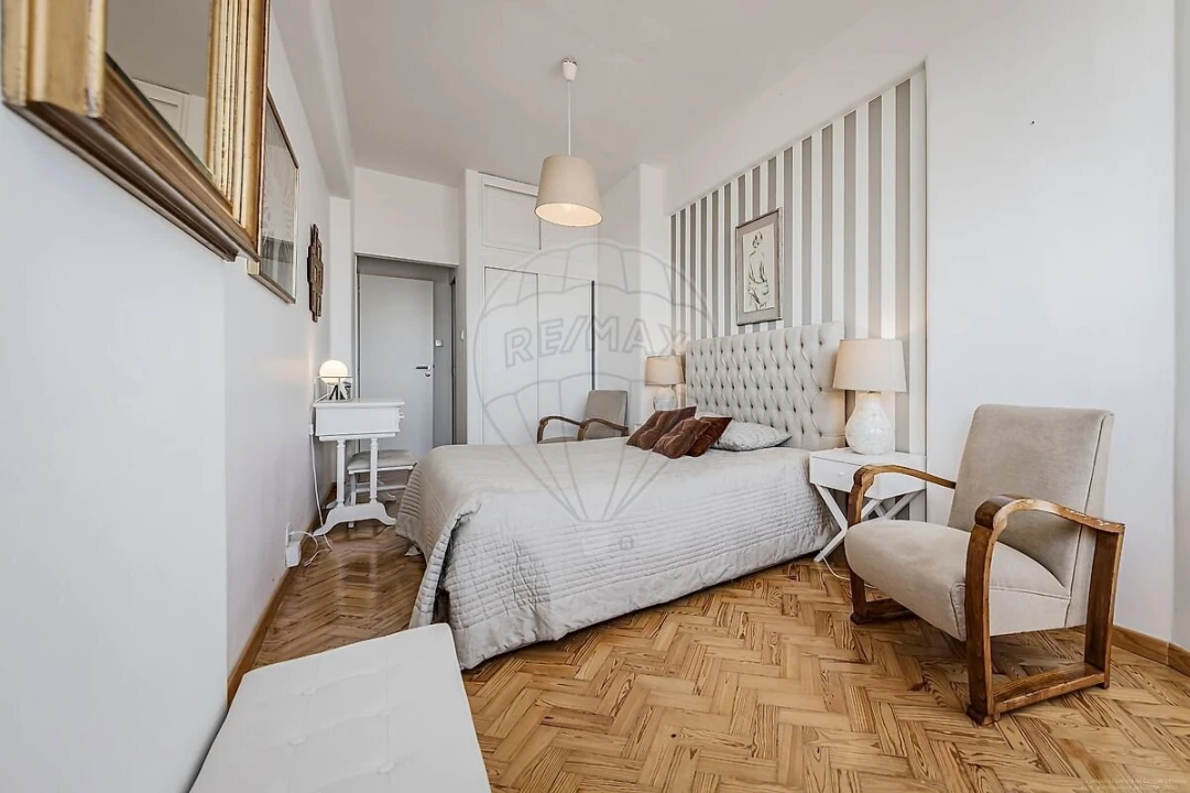 Apartamento T2 para Venda em Alvalade Foto 15