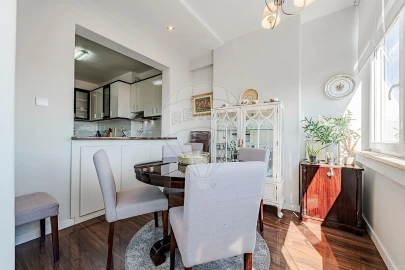 Apartamento T2 para Venda em Alvalade