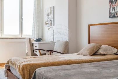 Apartamento T2 para Venda em Alvalade
