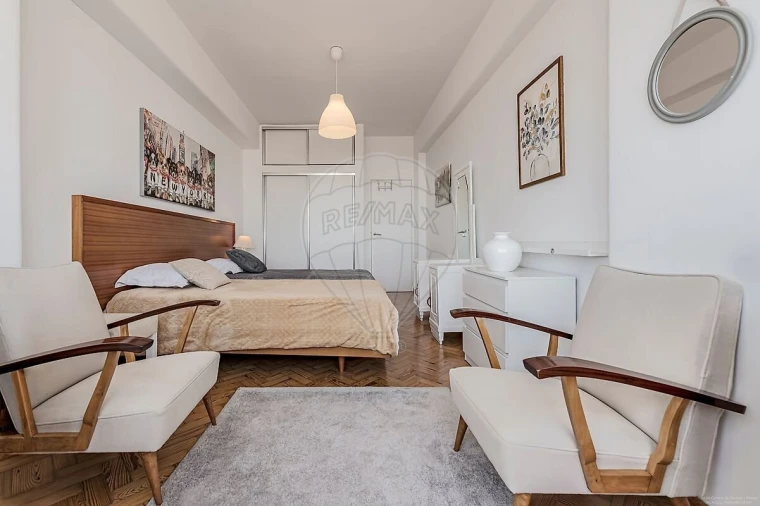 Apartamento T2 para Venda em Alvalade Foto 24
