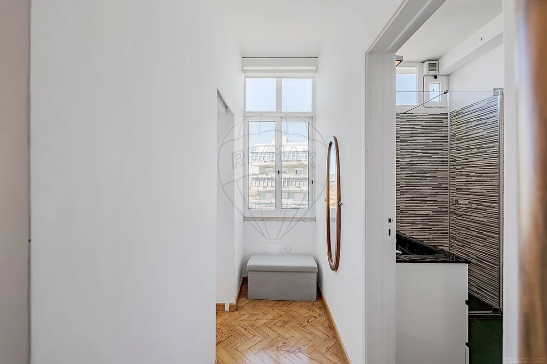 Apartamento T2 para Venda em Alvalade Foto 20