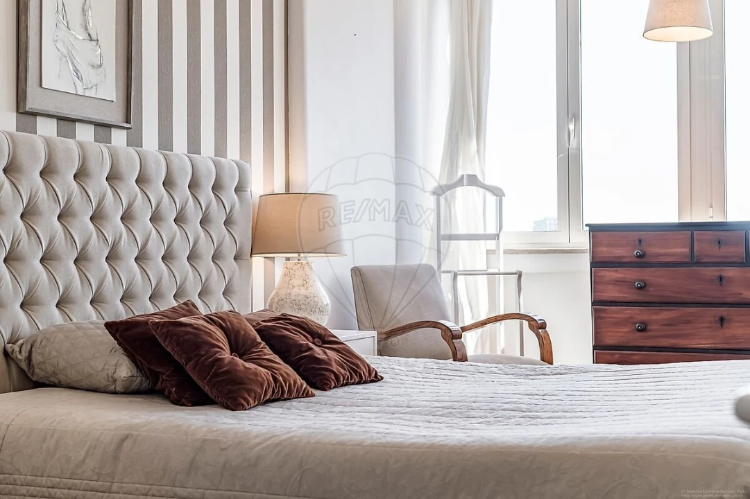 Apartamento T2 para Venda em Alvalade Foto 17
