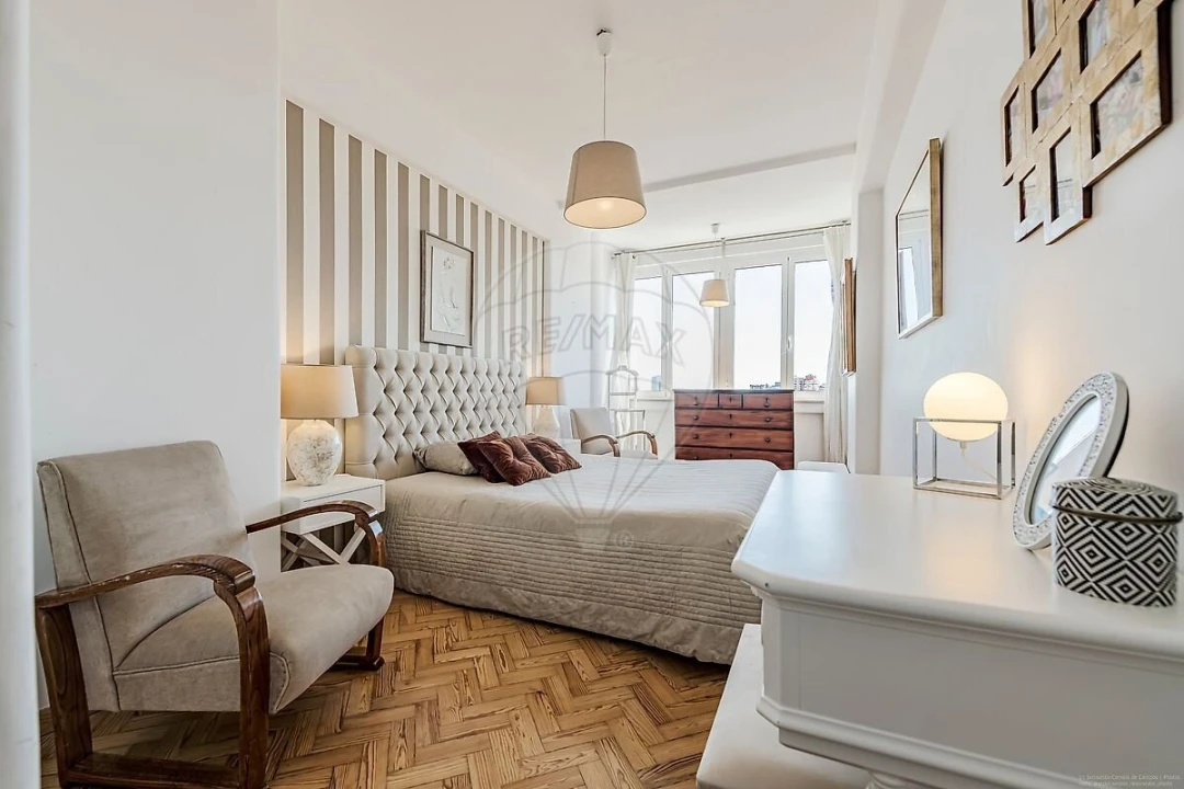 Apartamento T2 para Venda em Alvalade Foto 16