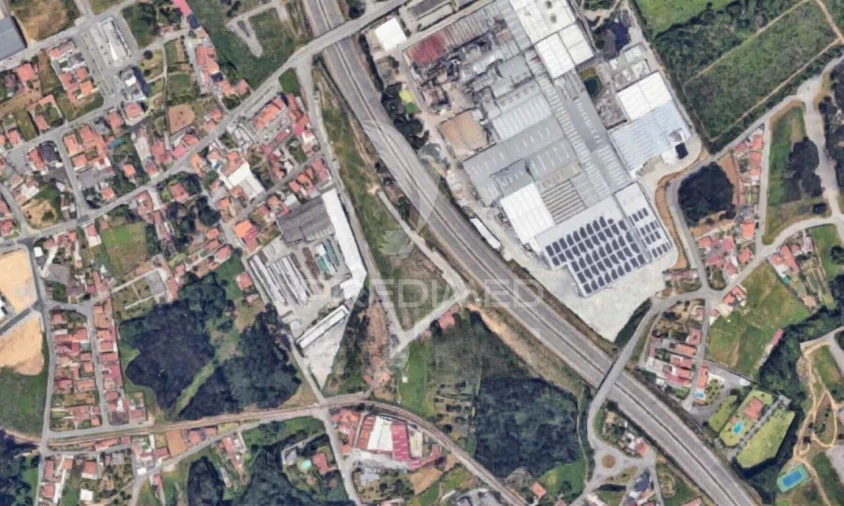Armazém para Venda em São Paio de Oleiros Foto 16