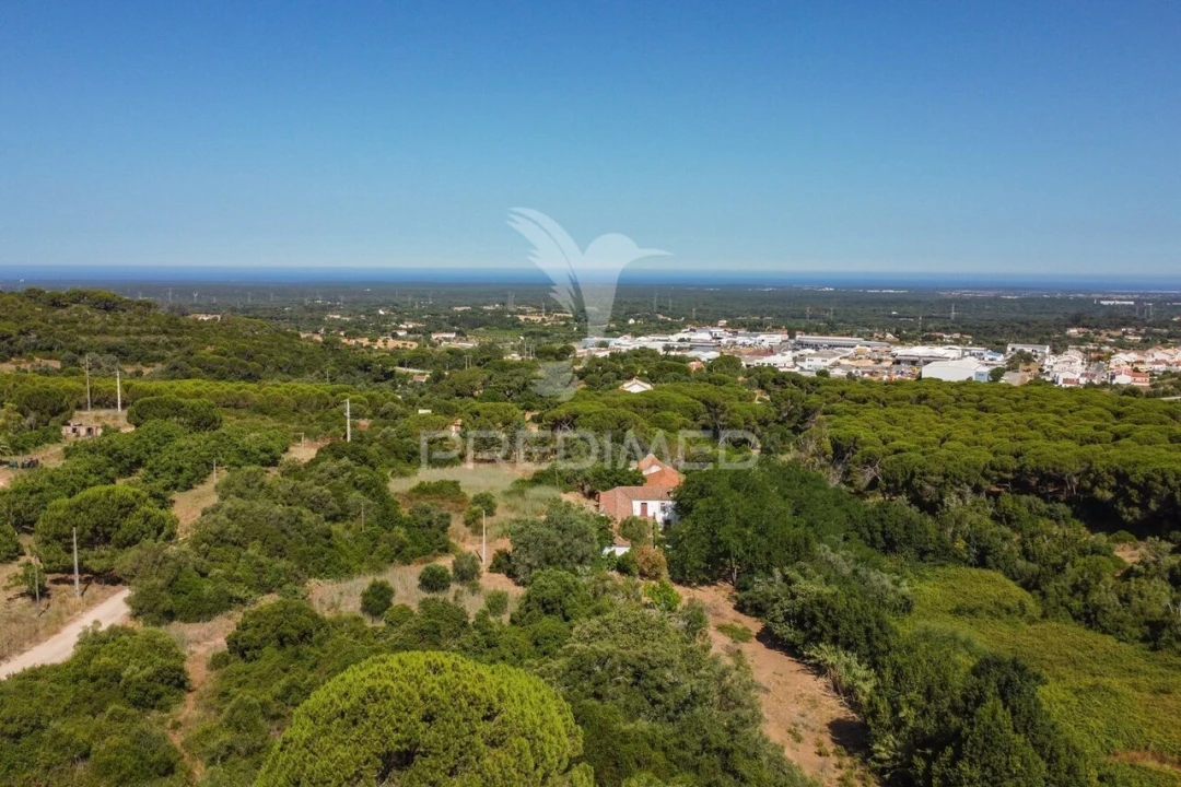 Moradia T5 para Venda em Santiago do Cacém, Santa Cruz e São Bartolomeu da Serra Foto 2