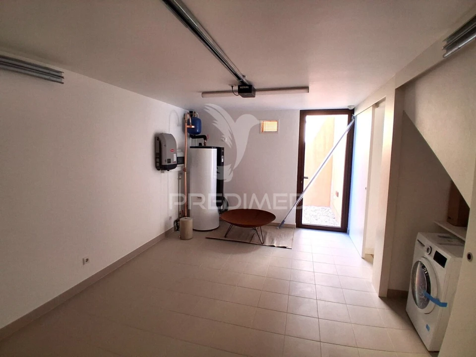 Moradia T3 para Venda em Quarteira Foto 37