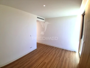 Moradia T3 para Venda em Quarteira