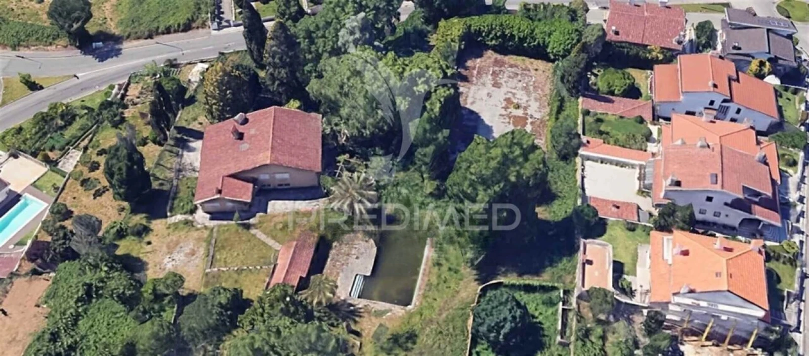 Moradia T6 para Venda em São João da Madeira Foto 5