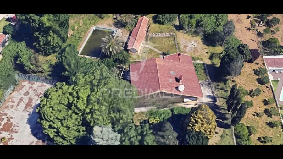 Moradia T6 para Venda em São João da Madeira