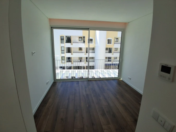Apartamento T3 para Venda em Quarteira Foto 23