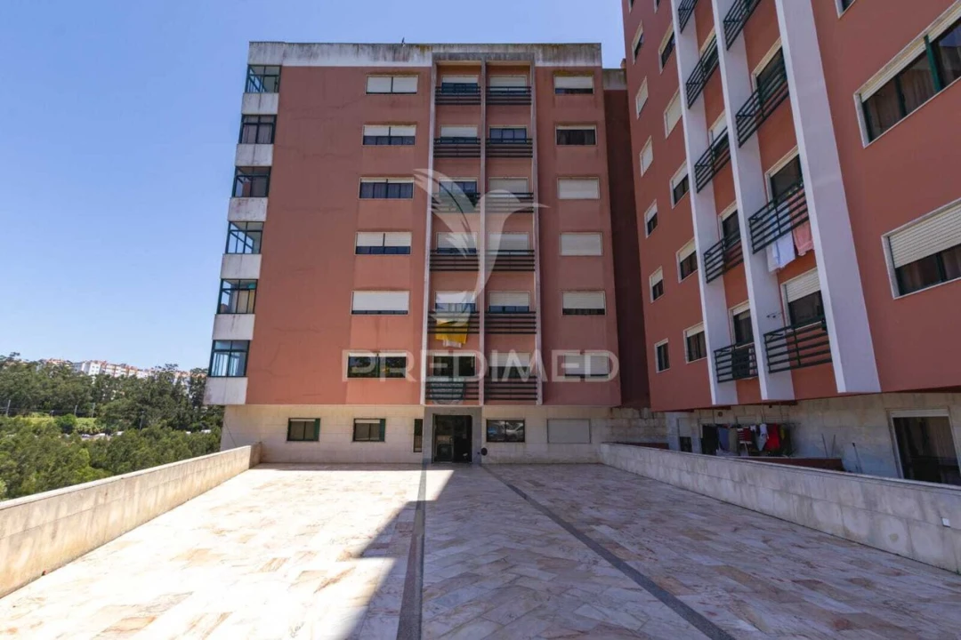 Apartamento T3 para Venda em Cacém e São Marcos Foto 32