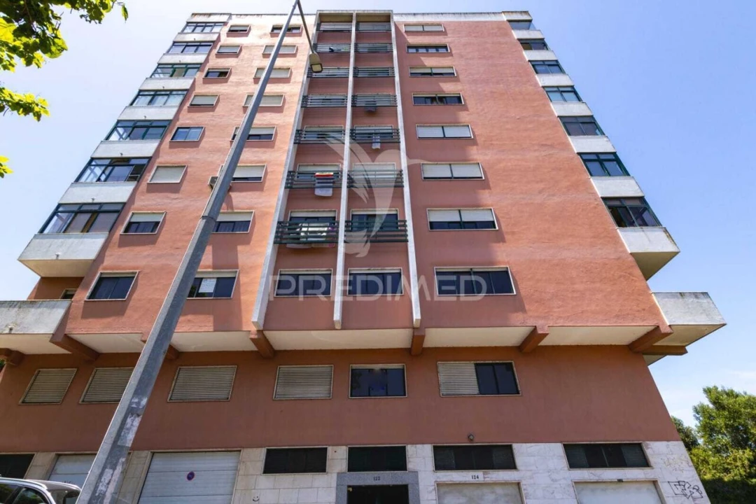 Apartamento T3 para Venda em Cacém e São Marcos Foto 34
