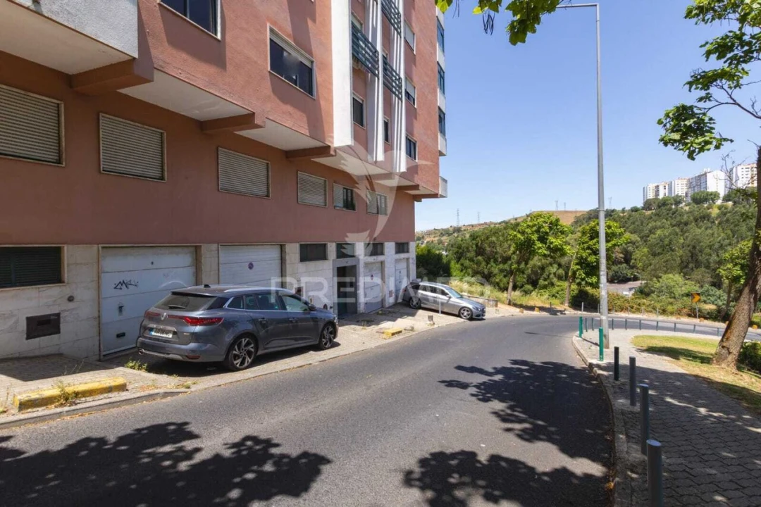 Apartamento T3 para Venda em Cacém e São Marcos Foto 30