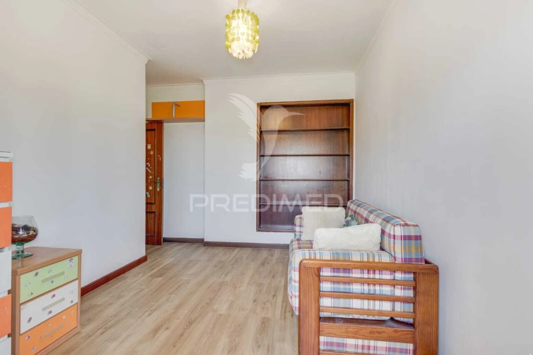 Apartamento T3 para Venda em Cacém e São Marcos Foto 25
