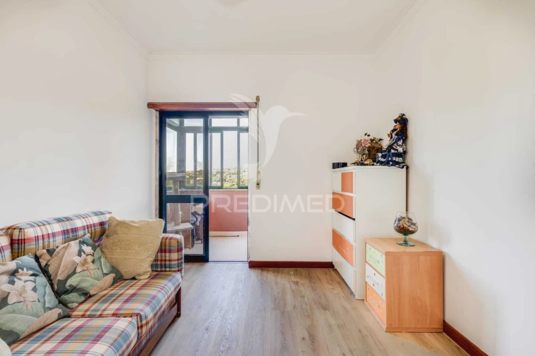 Apartamento T3 para Venda em Cacém e São Marcos Foto 24