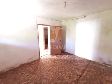 Moradia T1 para Venda em Paialvo