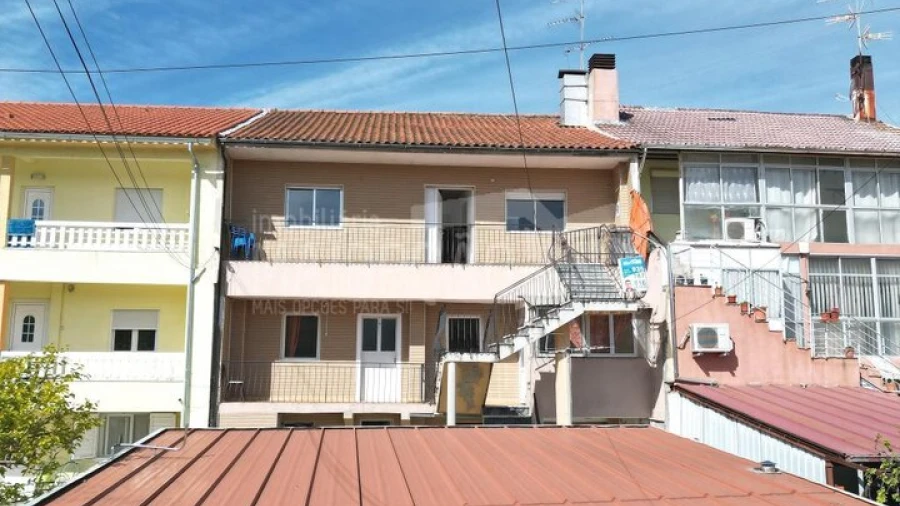 Moradia T8 para Venda em Samil