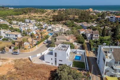 Moradia T3 para Venda em Lagos (São Sebastião e Santa Maria)