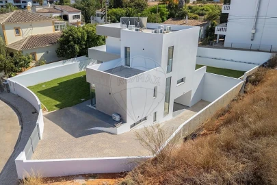 Moradia T3 para Venda em Lagos (São Sebastião e Santa Maria)