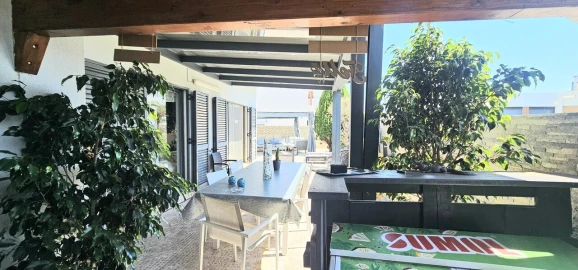 Moradia T4 para Venda em Quelfes