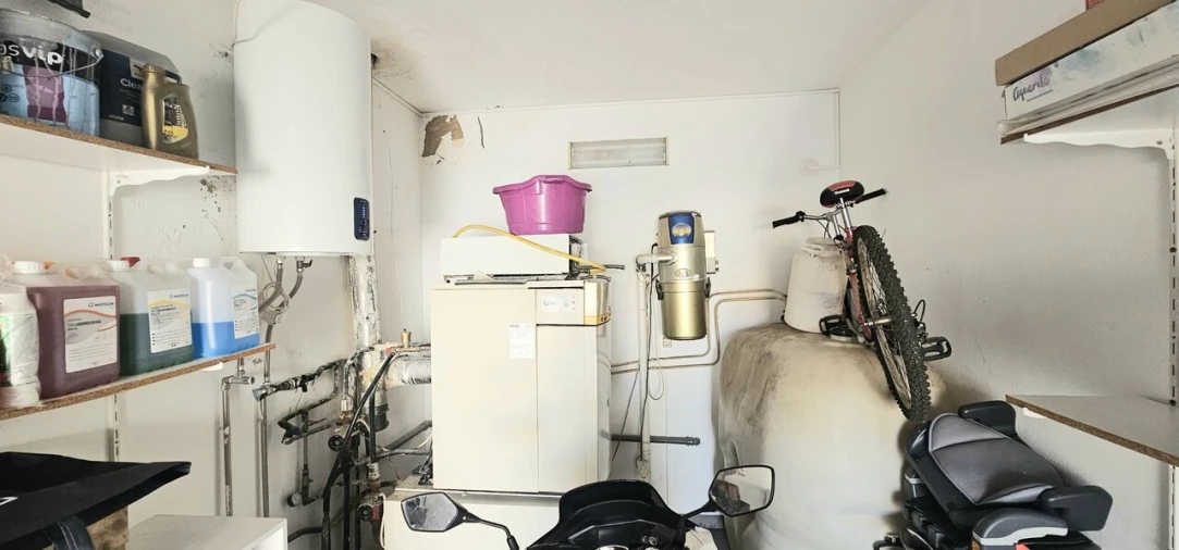 Moradia T4 para Venda em Quelfes Foto 20