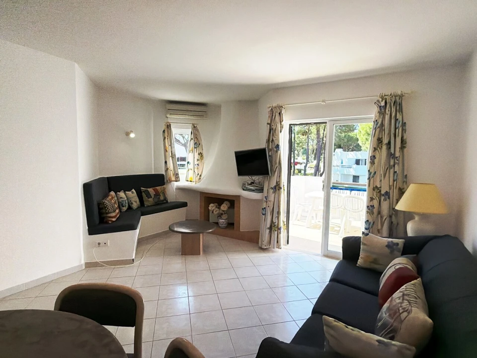 Apartamento T2 para Venda em Albufeira e Olhos de Água Foto 8