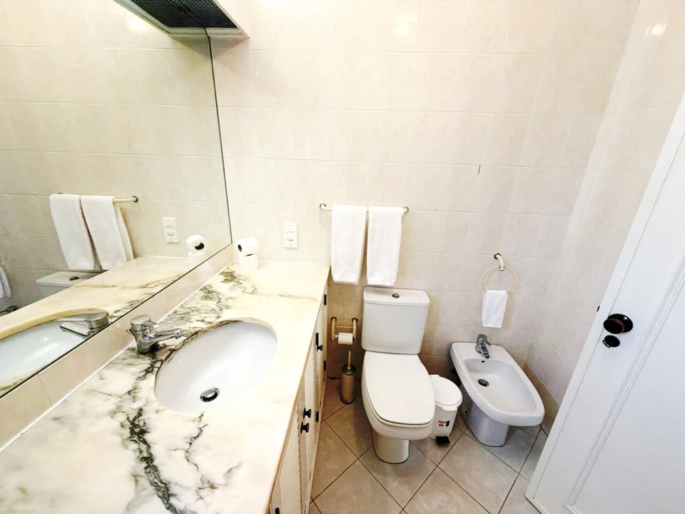 Apartamento T2 para Venda em Albufeira e Olhos de Água Foto 16