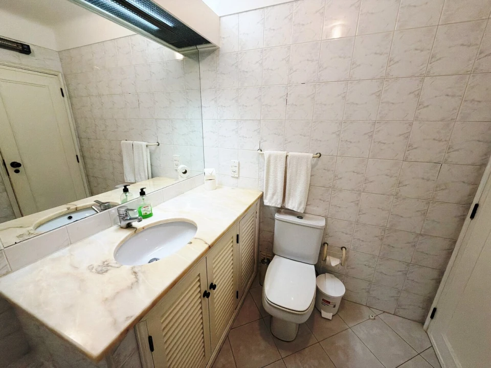 Apartamento T2 para Venda em Albufeira e Olhos de Água Foto 24