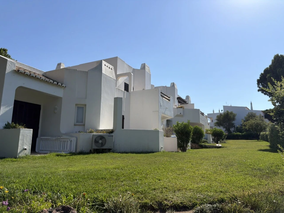 Apartamento T2 para Venda em Albufeira e Olhos de Água Foto 29