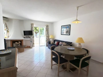 Apartamento T2 para Venda em Albufeira e Olhos de Água