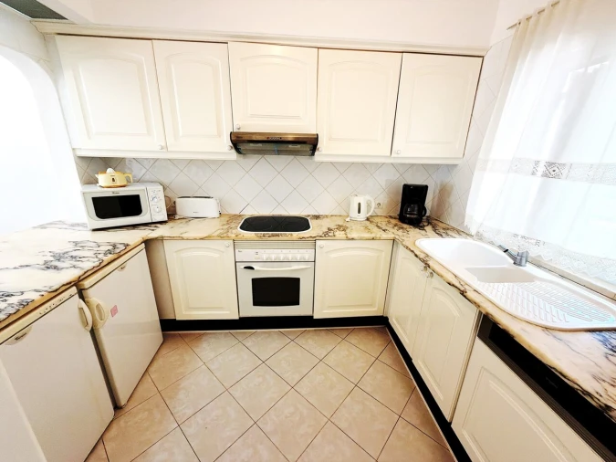 Apartamento T2 para Venda em Albufeira e Olhos de Água Foto 11