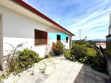Moradia T3 para Venda em Cabanelas