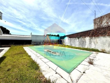 Moradia T3 para Venda em Cabanelas