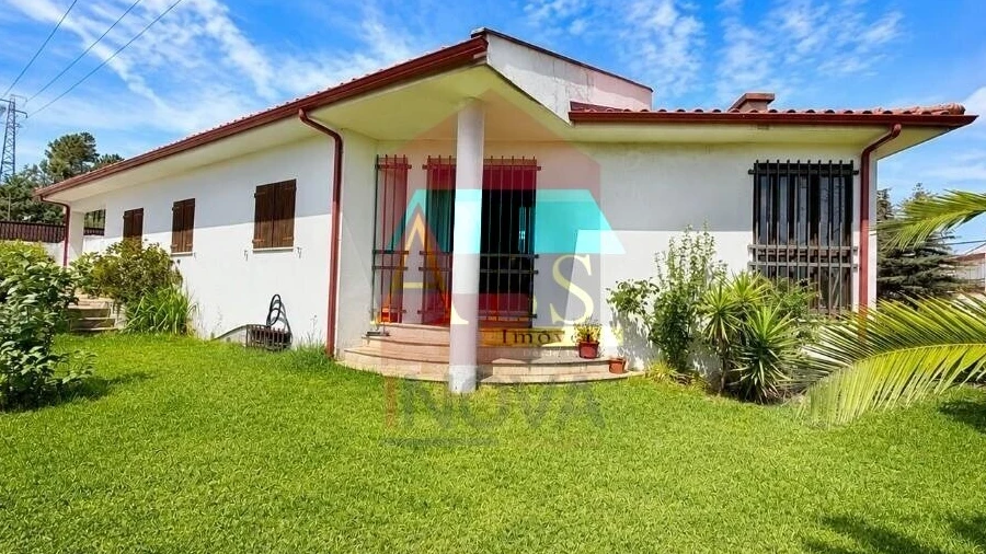 Moradia T3 para Venda em Cabanelas