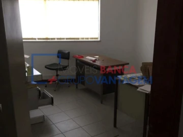 Armazém para Venda em Cantanhede e Pocariça